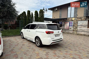 Минивэн Kia Carnival 2015 в Чопе