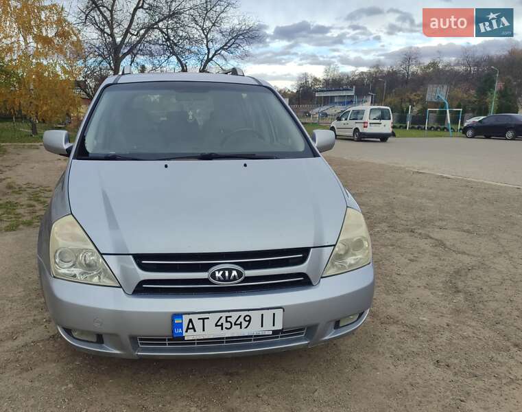 Мінівен Kia Carnival 2007 в Надвірній