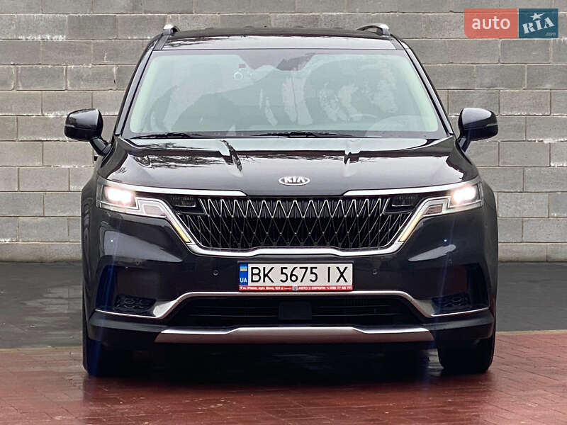 Мінівен Kia Carnival 2021 в Рівному