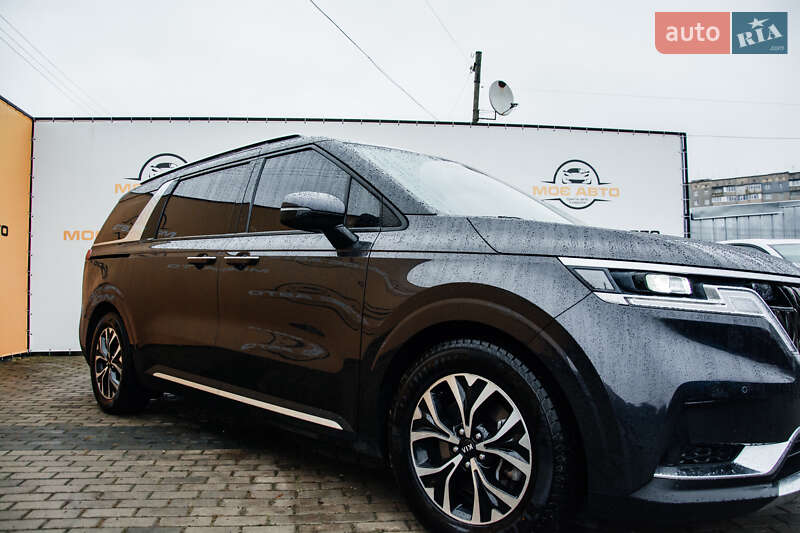 Минивэн Kia Carnival 2021 в Ровно