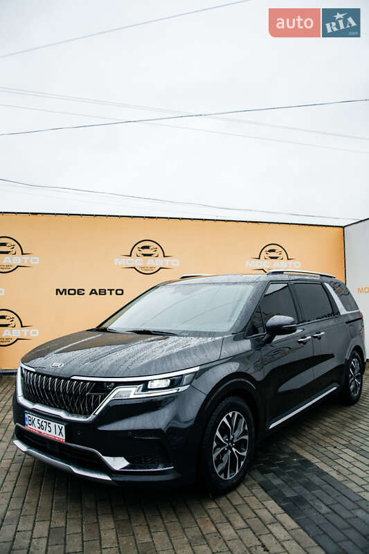 Минивэн Kia Carnival 2021 в Ровно