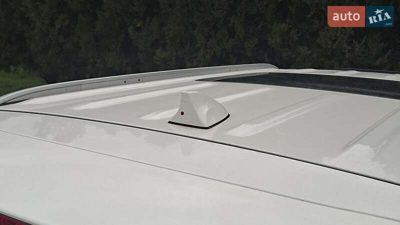 Минивэн Kia Carnival 2019 в Киеве