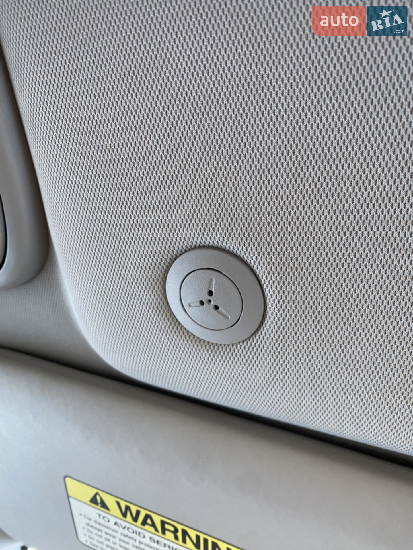 2012 Kia Carnival - мініатюра 24