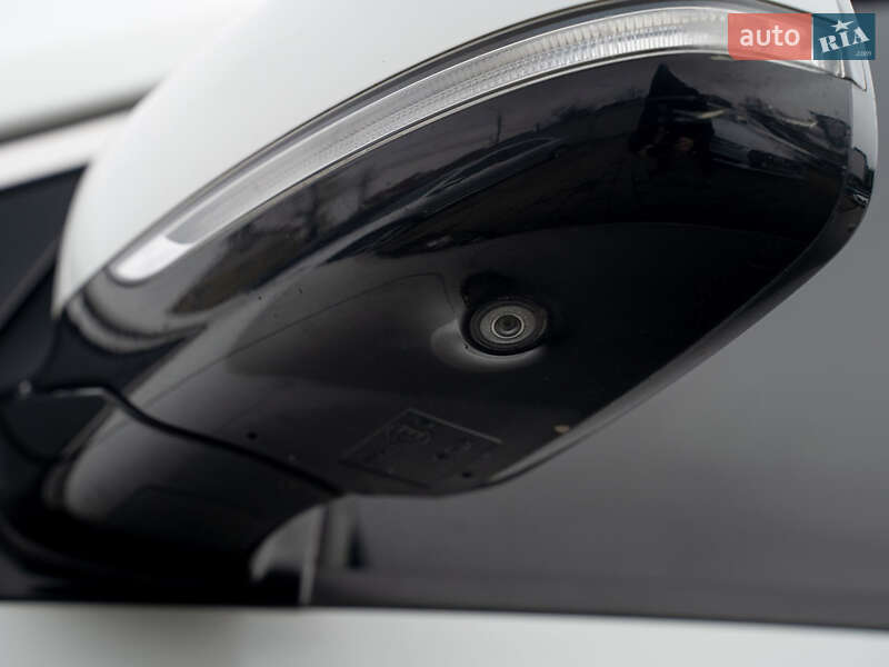 Мінівен Kia Carnival 2014 в Одесі