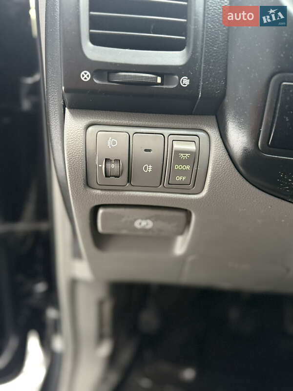 Минивэн Kia Carnival 2007 в Мукачево фото 22 Минивэн Kia Carnival 2007 в Мукачево