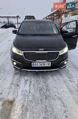 Минивэн Kia Carnival 2014 в Тячеве