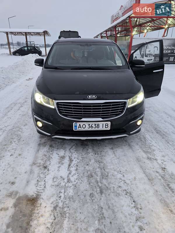 Минивэн Kia Carnival 2014 в Тячеве фото Минивэн Kia Carnival 2014 в Тячеве