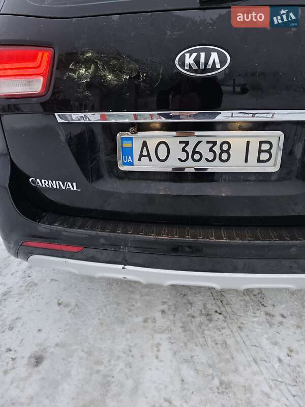 Минивэн Kia Carnival 2014 в Тячеве фото 2 Минивэн Kia Carnival 2014 в Тячеве