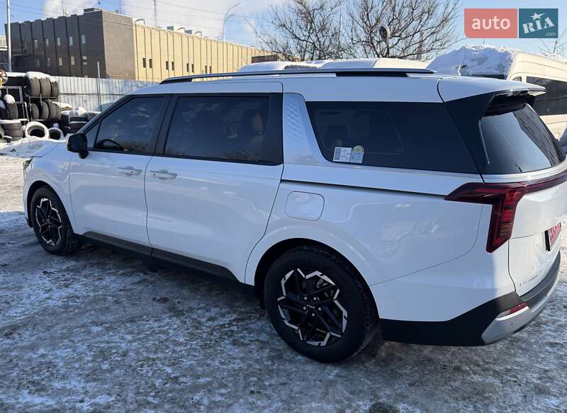 Минивэн Kia Carnival 2024 в Киеве фото 5 Минивэн Kia Carnival 2024 в Киеве