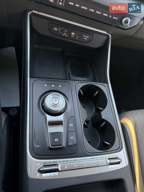 Минивэн Kia Carnival 2024 в Киеве фото 39 Минивэн Kia Carnival 2024 в Киеве