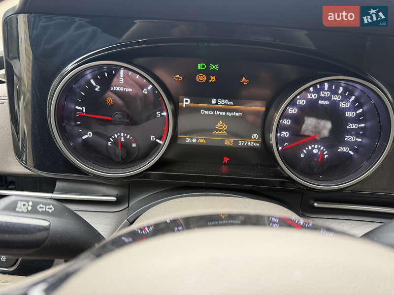 Минивэн Kia Carnival 2020 в Одессе