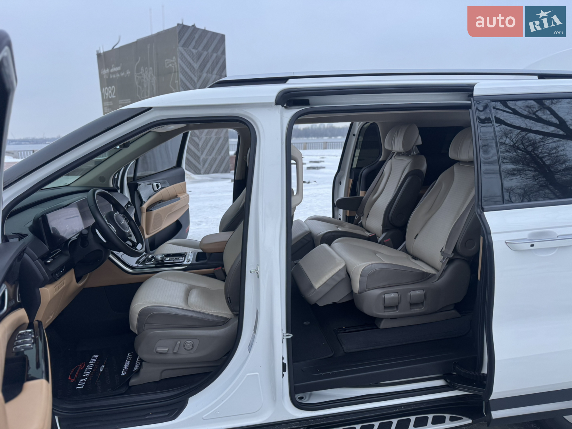 2021 Kia Carnival - мініатюра 42