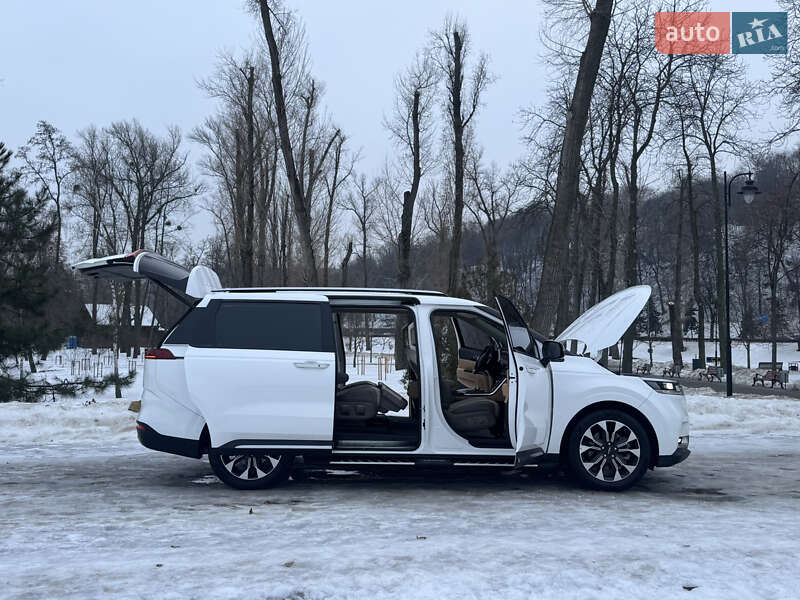 Минивэн Kia Carnival 2021 в Киеве фото 92 Минивэн Kia Carnival 2021 в Киеве
