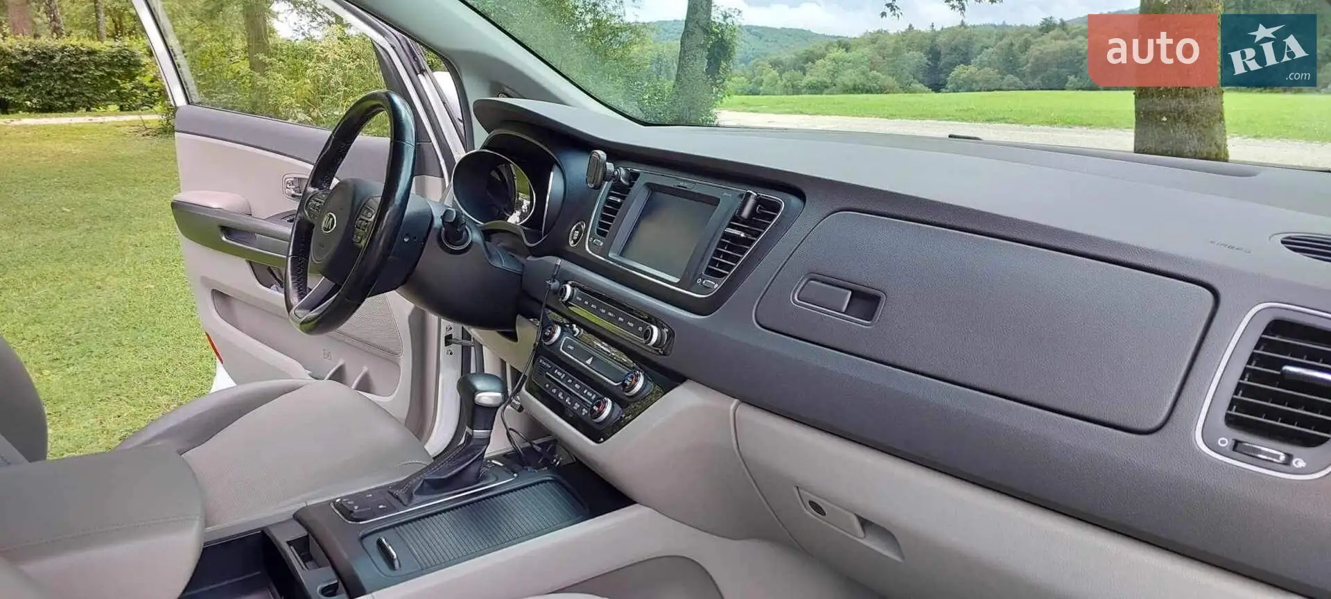 2016 Kia Carnival - мініатюра 6