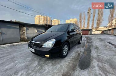Мінівен Kia Carnival 2011 в Києві