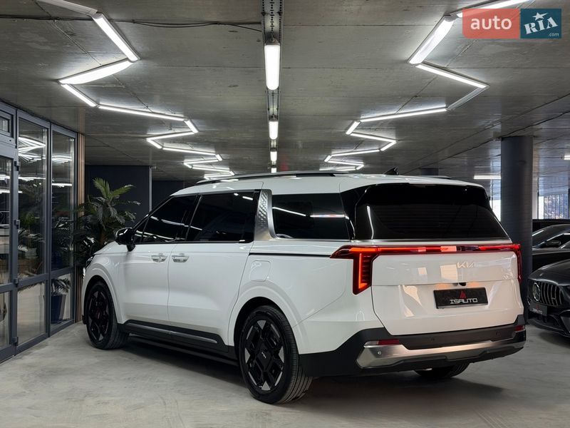 Минивэн Kia Carnival 2024 в Одессе