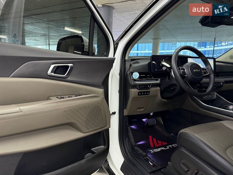 Минивэн Kia Carnival 2024 в Одессе