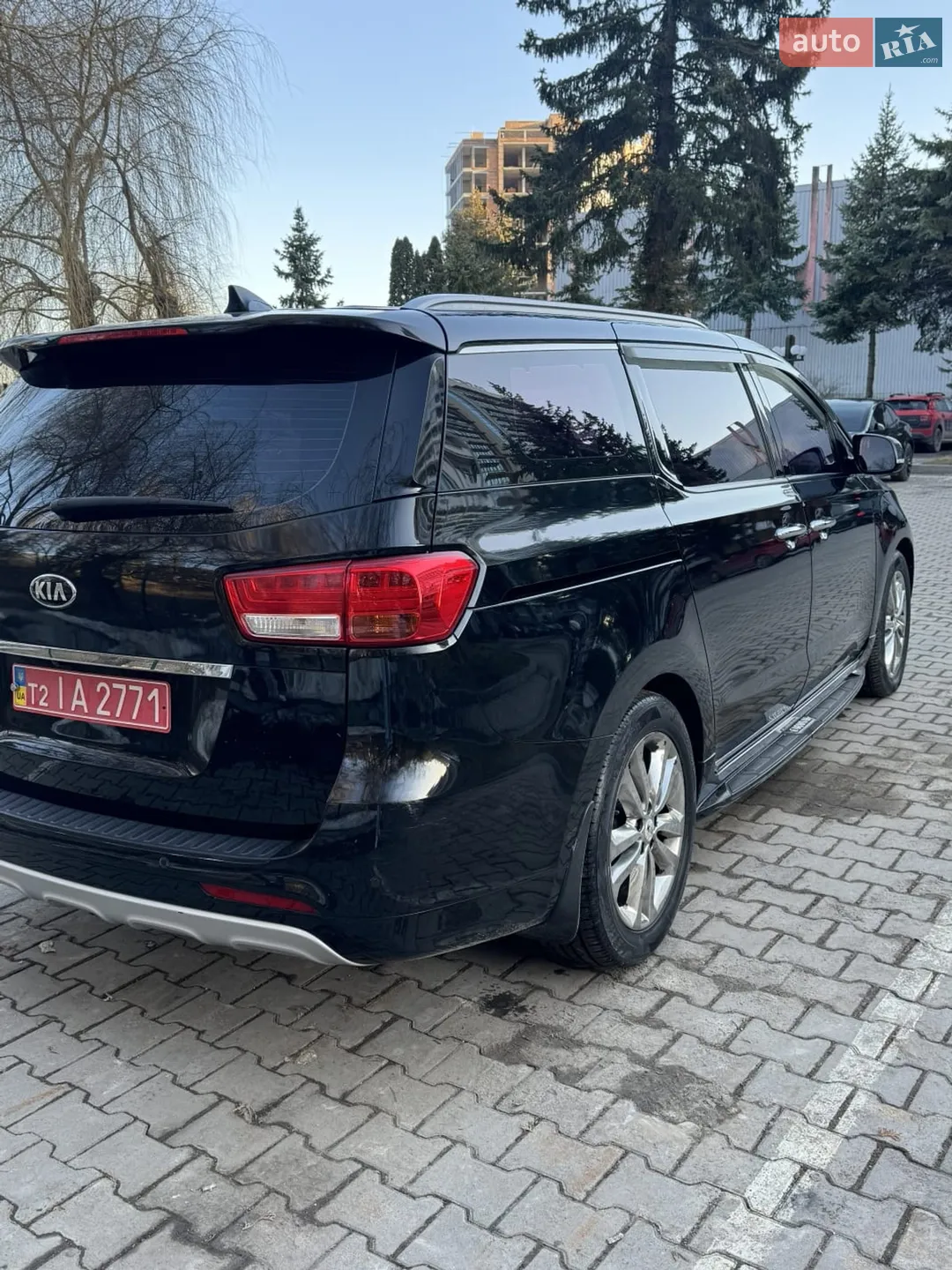 2015 Kia Carnival - мініатюра 6