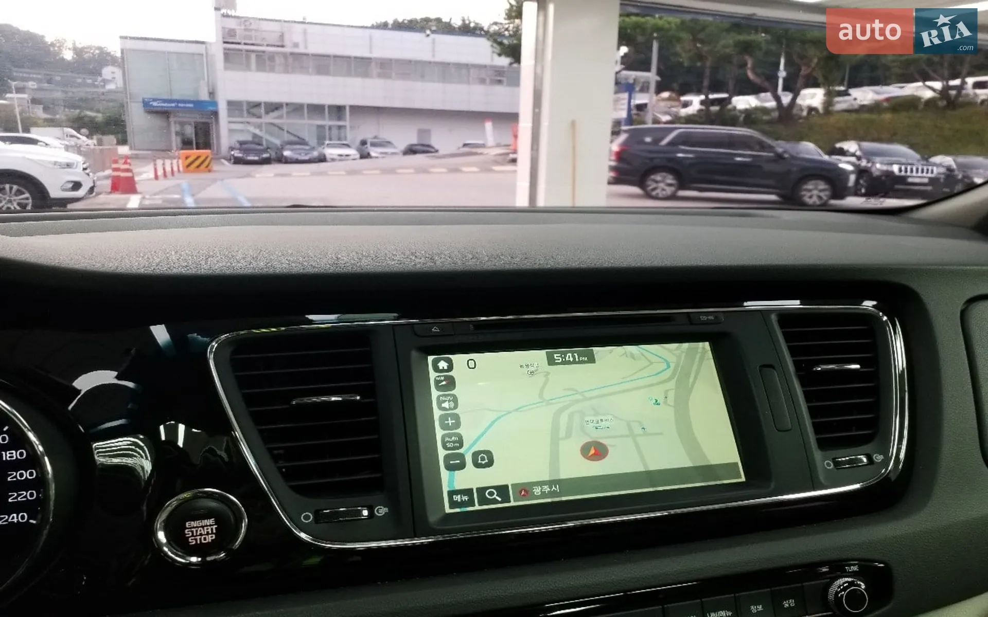 2015 Kia Carnival - мініатюра 34