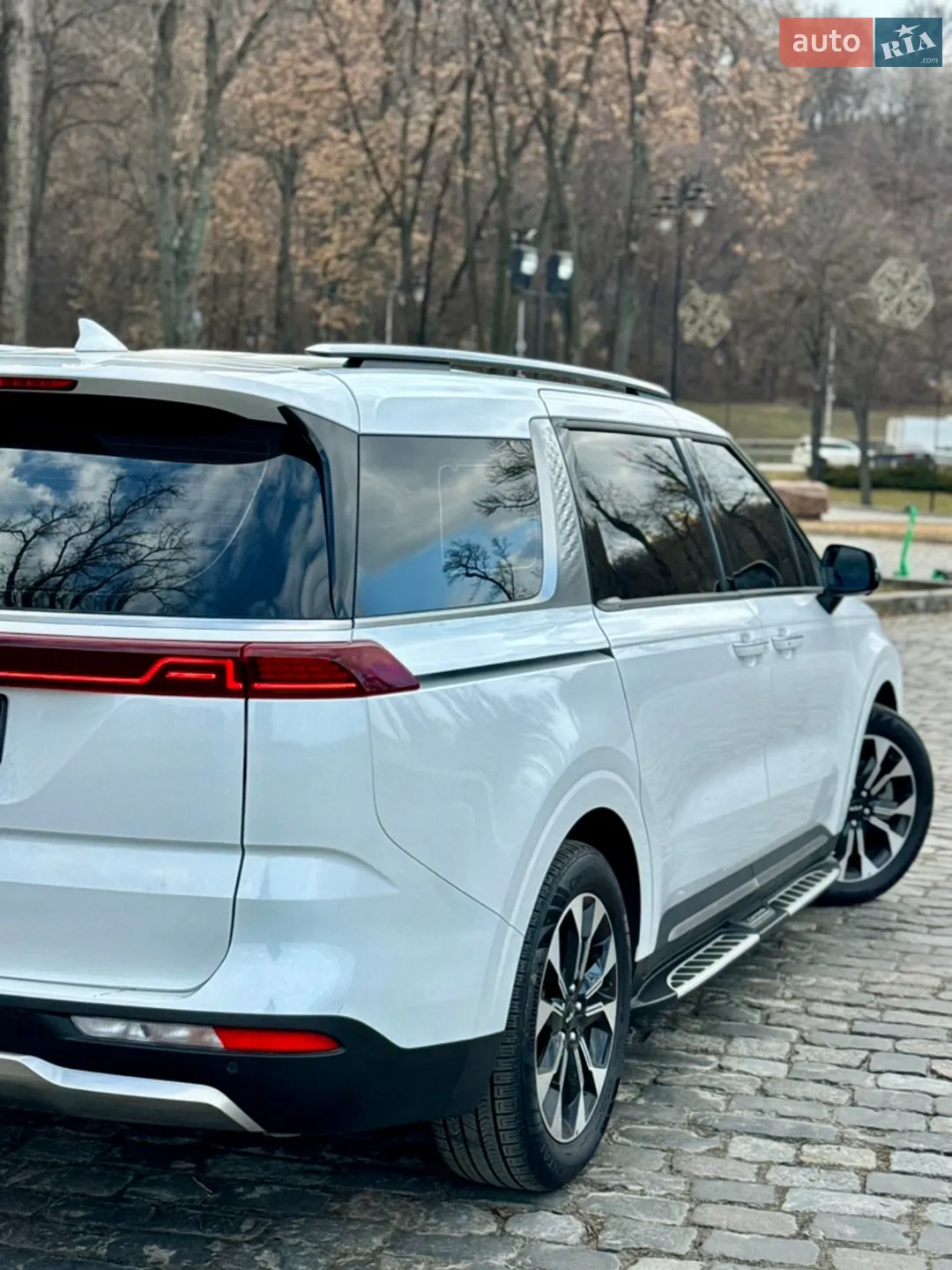 2021 Kia Carnival - мініатюра 18