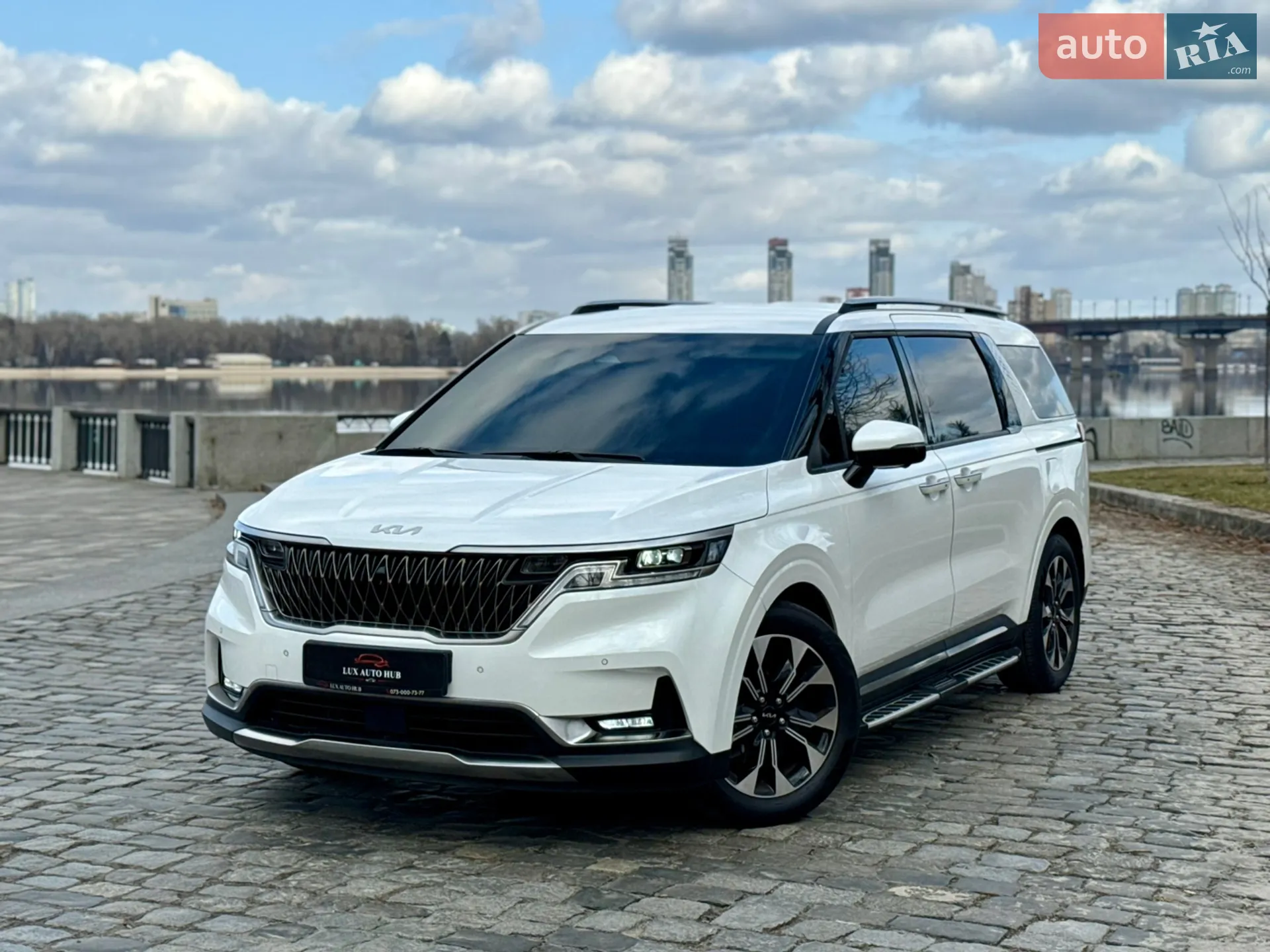 2021 Kia Carnival - мініатюра 21