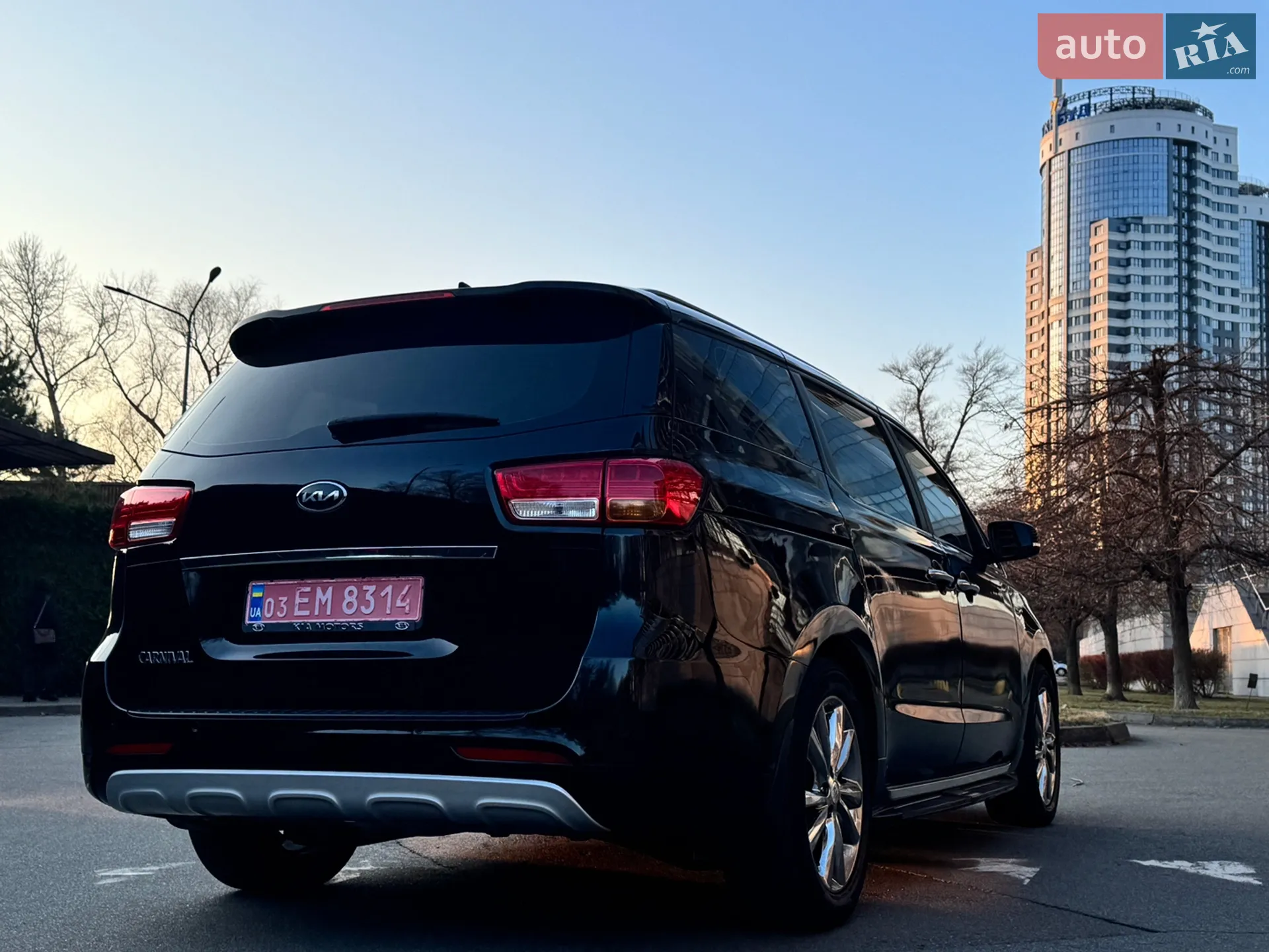 2018 Kia Carnival - мініатюра 7
