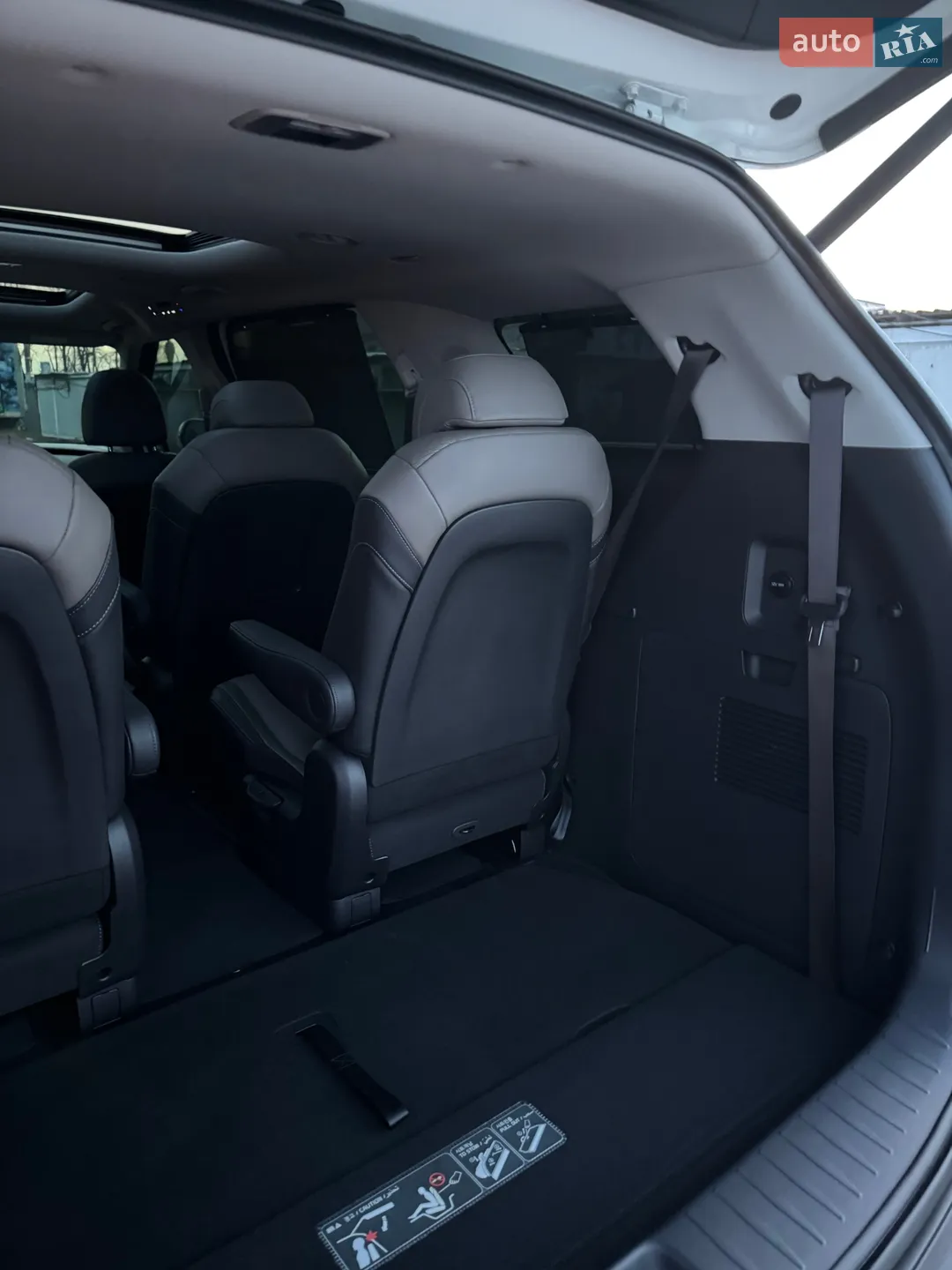 2024 Kia Carnival - мініатюра 60