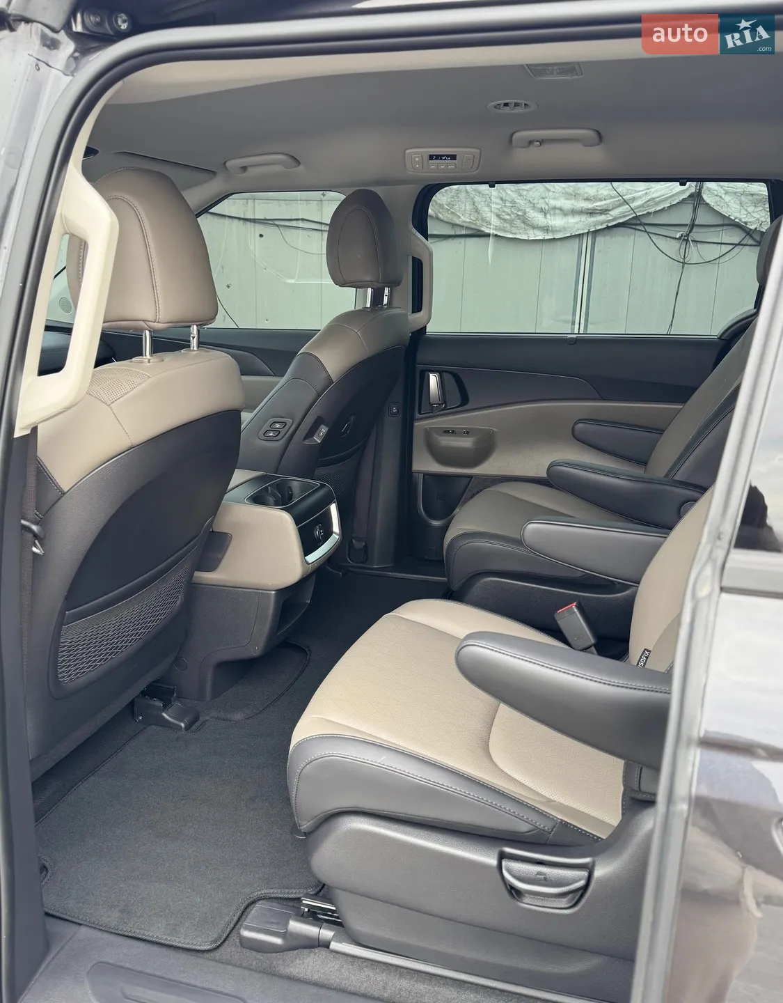2024 Kia Carnival - мініатюра 32