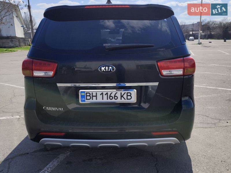 Мінівен Kia Carnival 2016 в Одесі фото 5 Мінівен Kia Carnival 2016 в Одесі