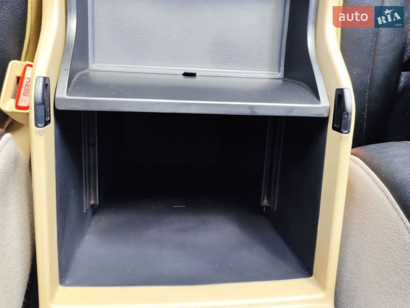 Мінівен Kia Carnival 2016 в Одесі фото 23 Мінівен Kia Carnival 2016 в Одесі