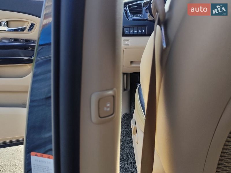 Мінівен Kia Carnival 2016 в Одесі фото 61 Мінівен Kia Carnival 2016 в Одесі