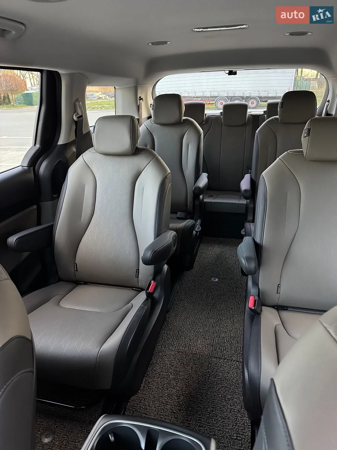 2024 Kia Carnival - мініатюра 37