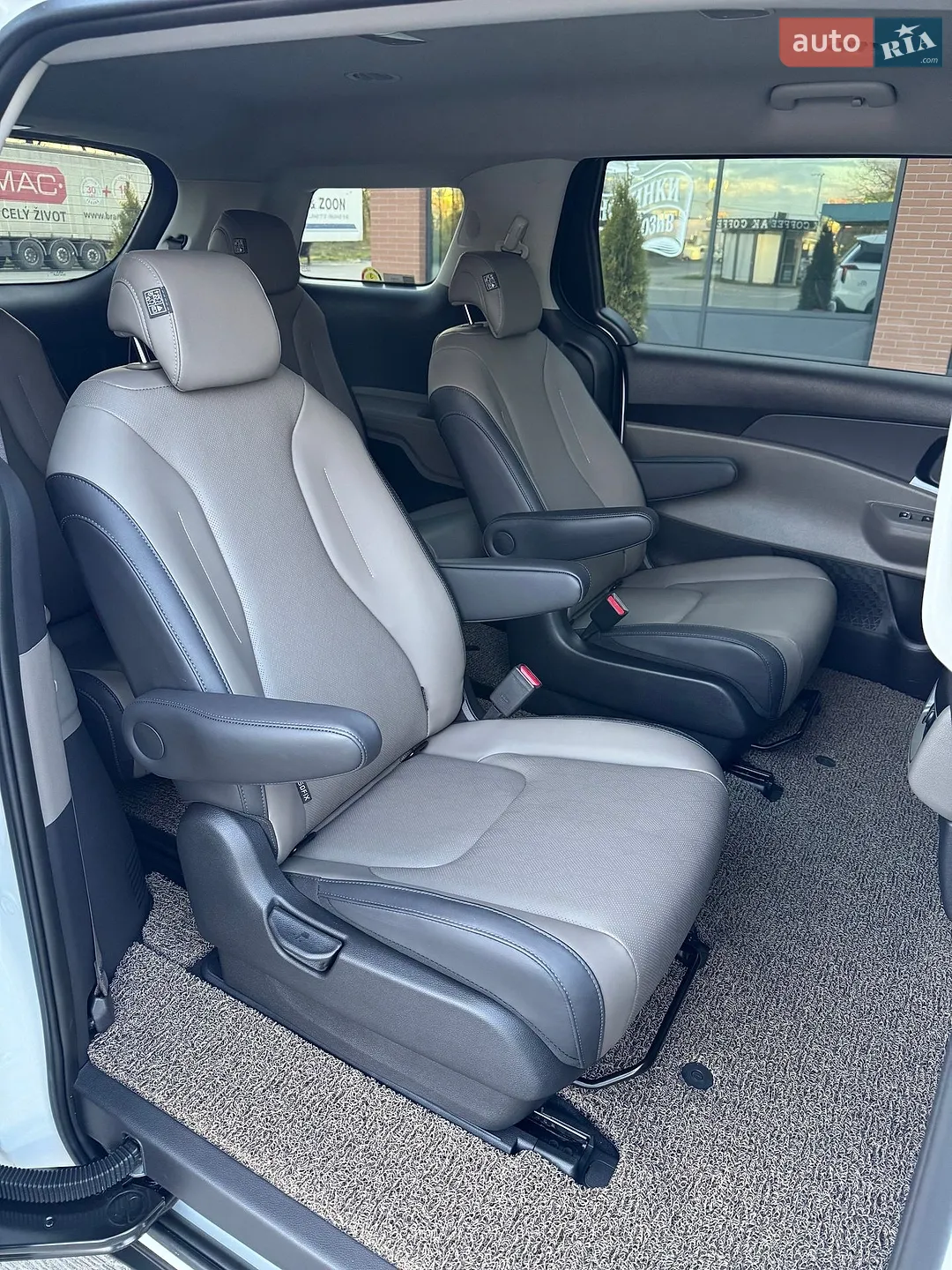 2024 Kia Carnival - мініатюра 52