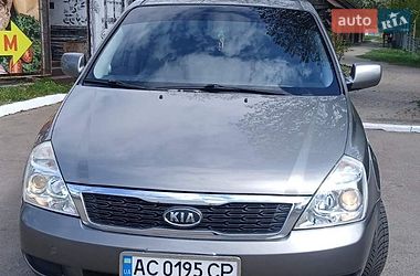 Минивэн Kia Carnival 2009 в Луцке