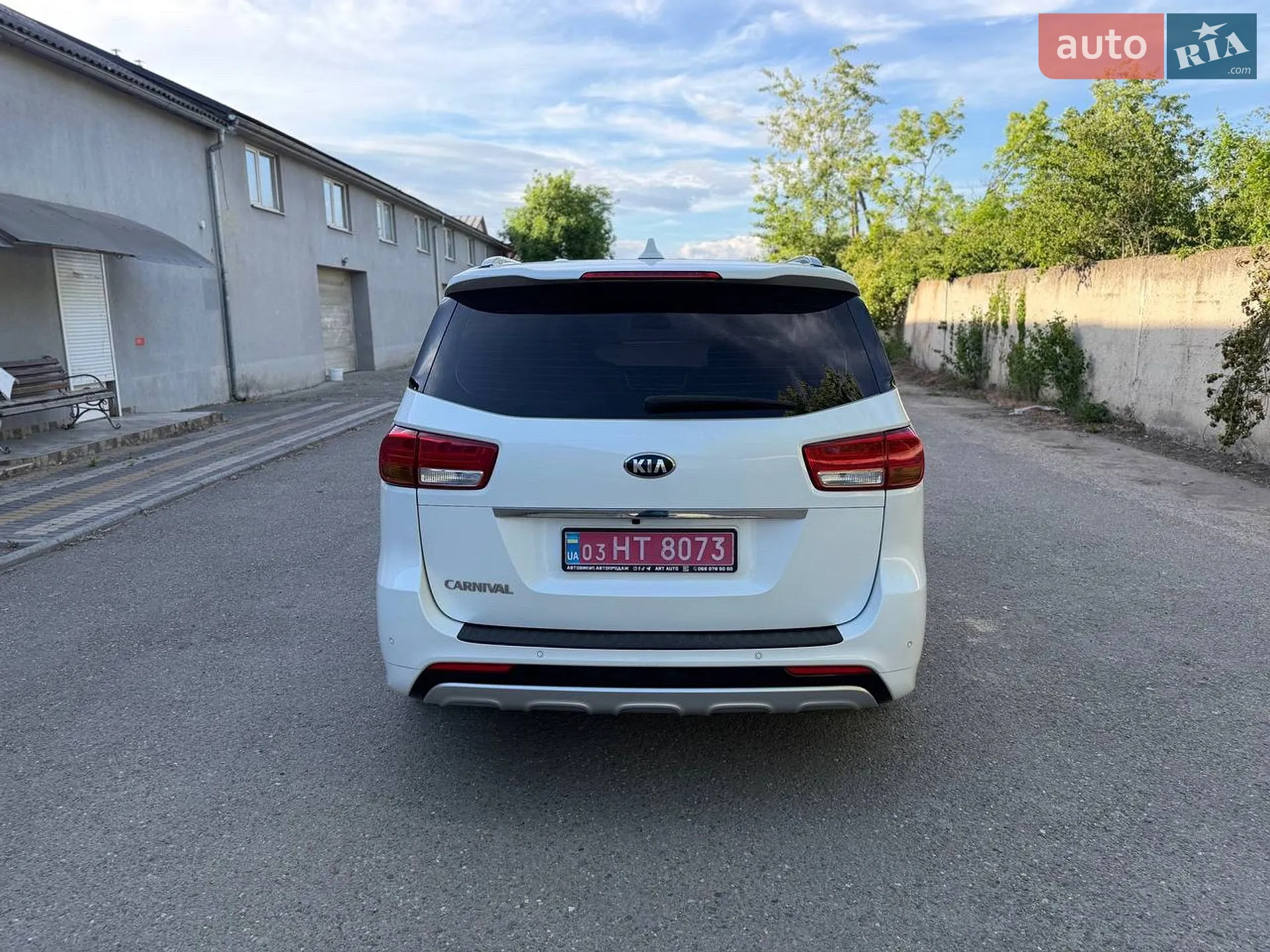 2017 Kia Carnival - мініатюра 4