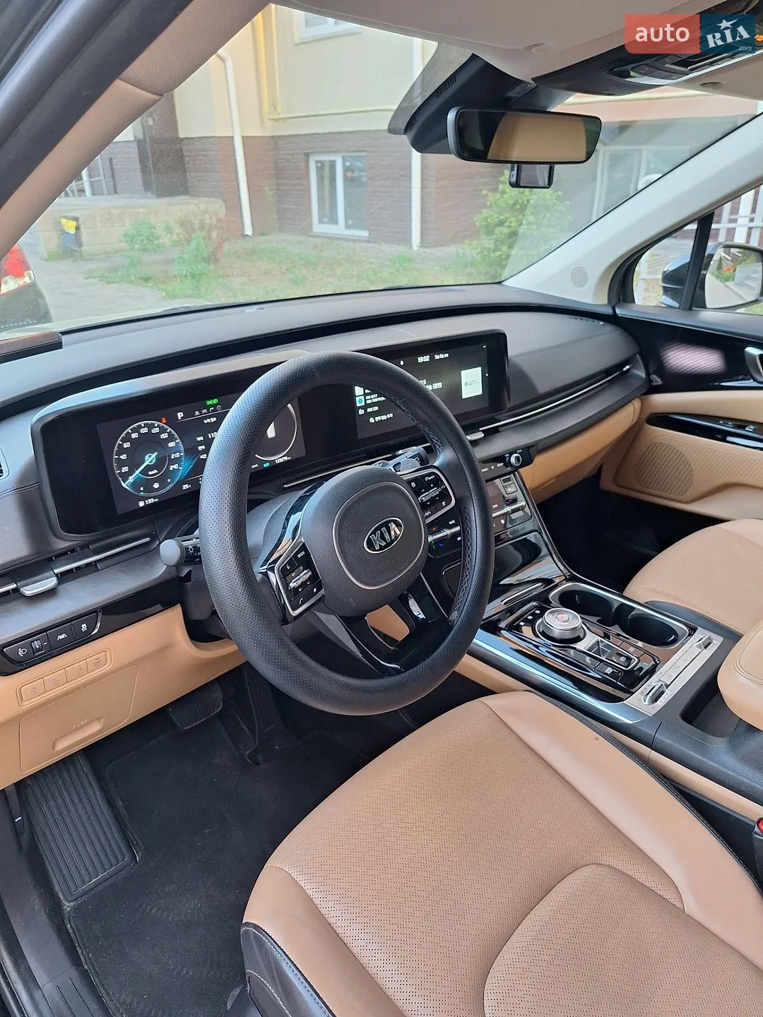 2020 Kia Carnival - мініатюра 9