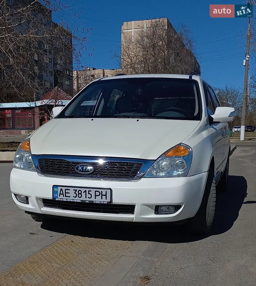 2012 Kia Carnival - мініатюра 10