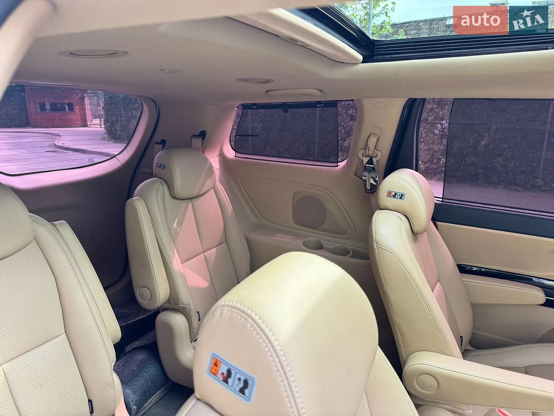 2018 Kia Carnival - мініатюра 33