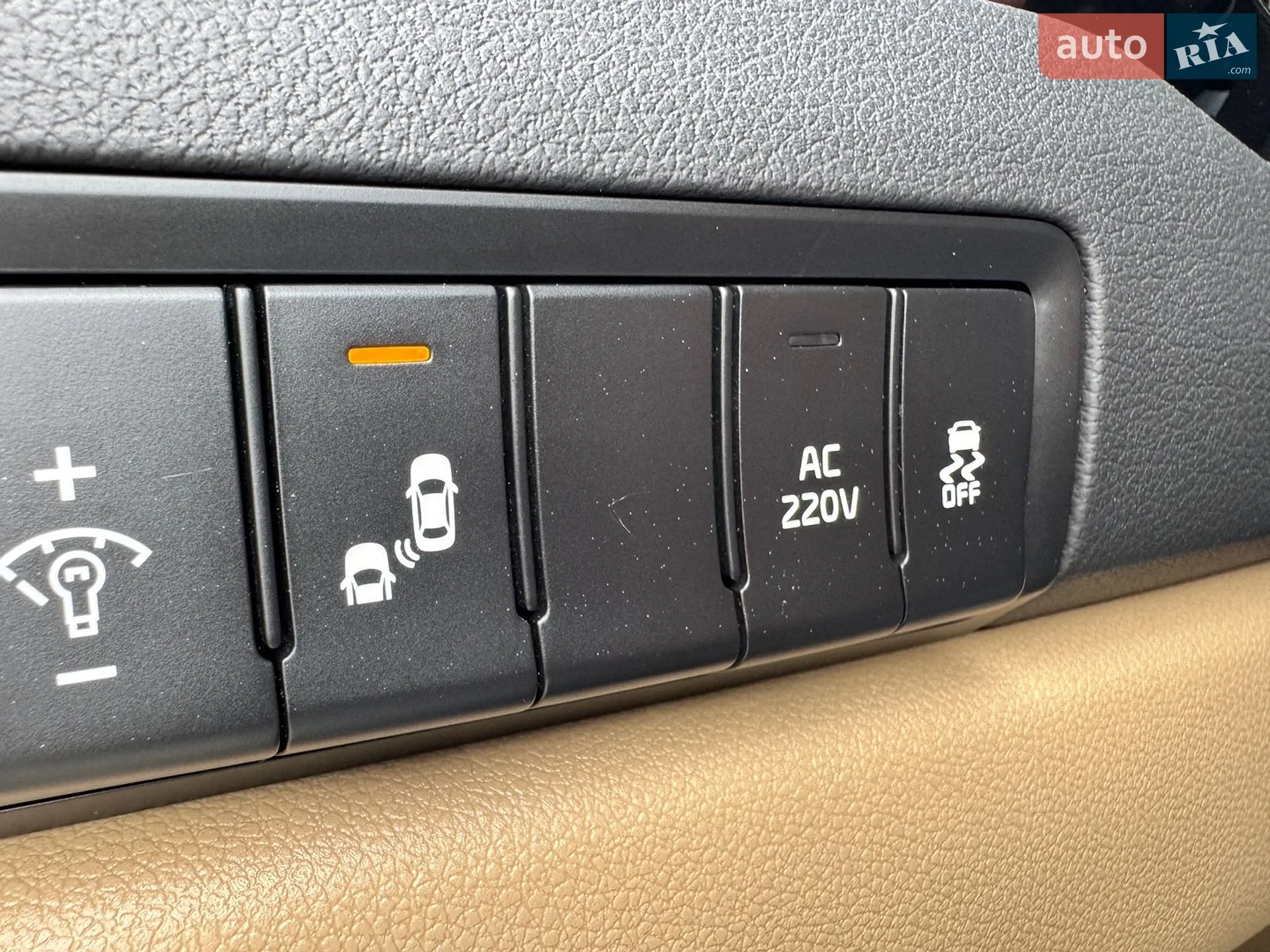 2018 Kia Carnival - мініатюра 38
