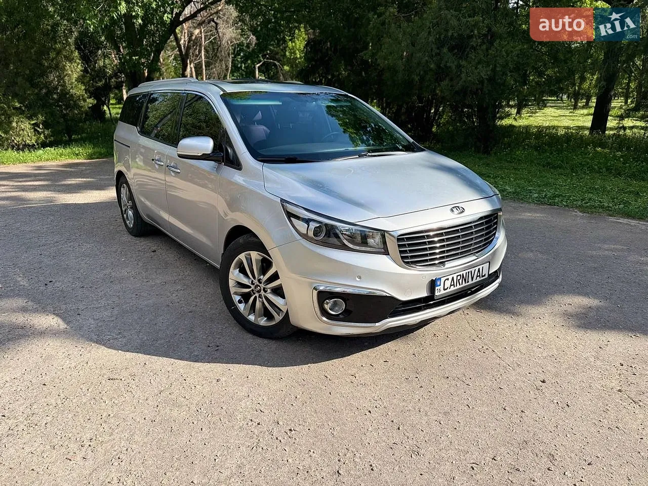 2015 Kia Carnival - мініатюра 54
