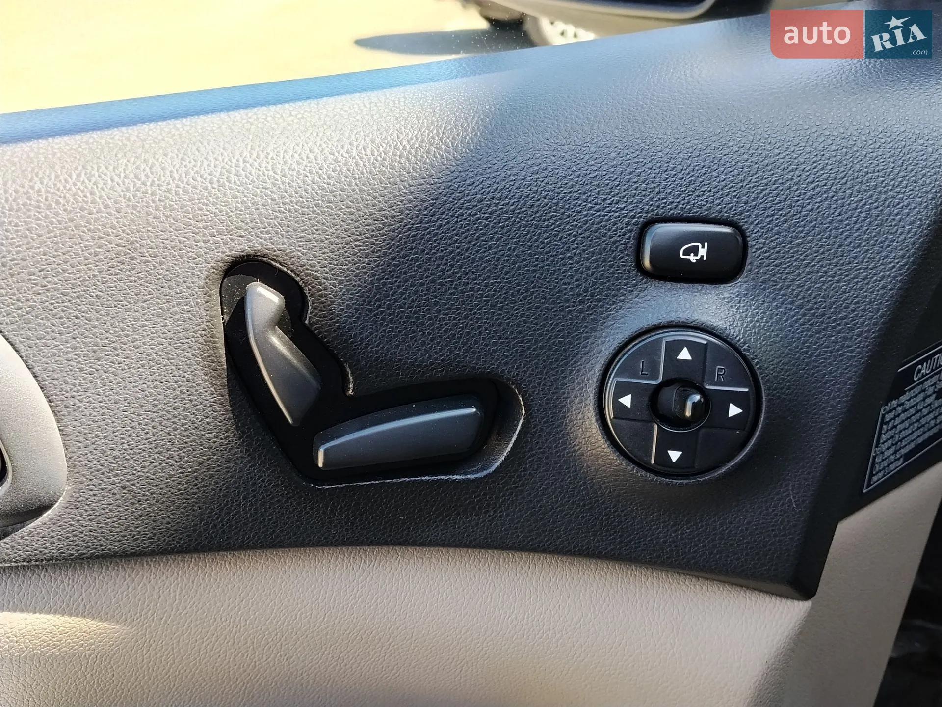2012 Kia Carnival - мініатюра 10