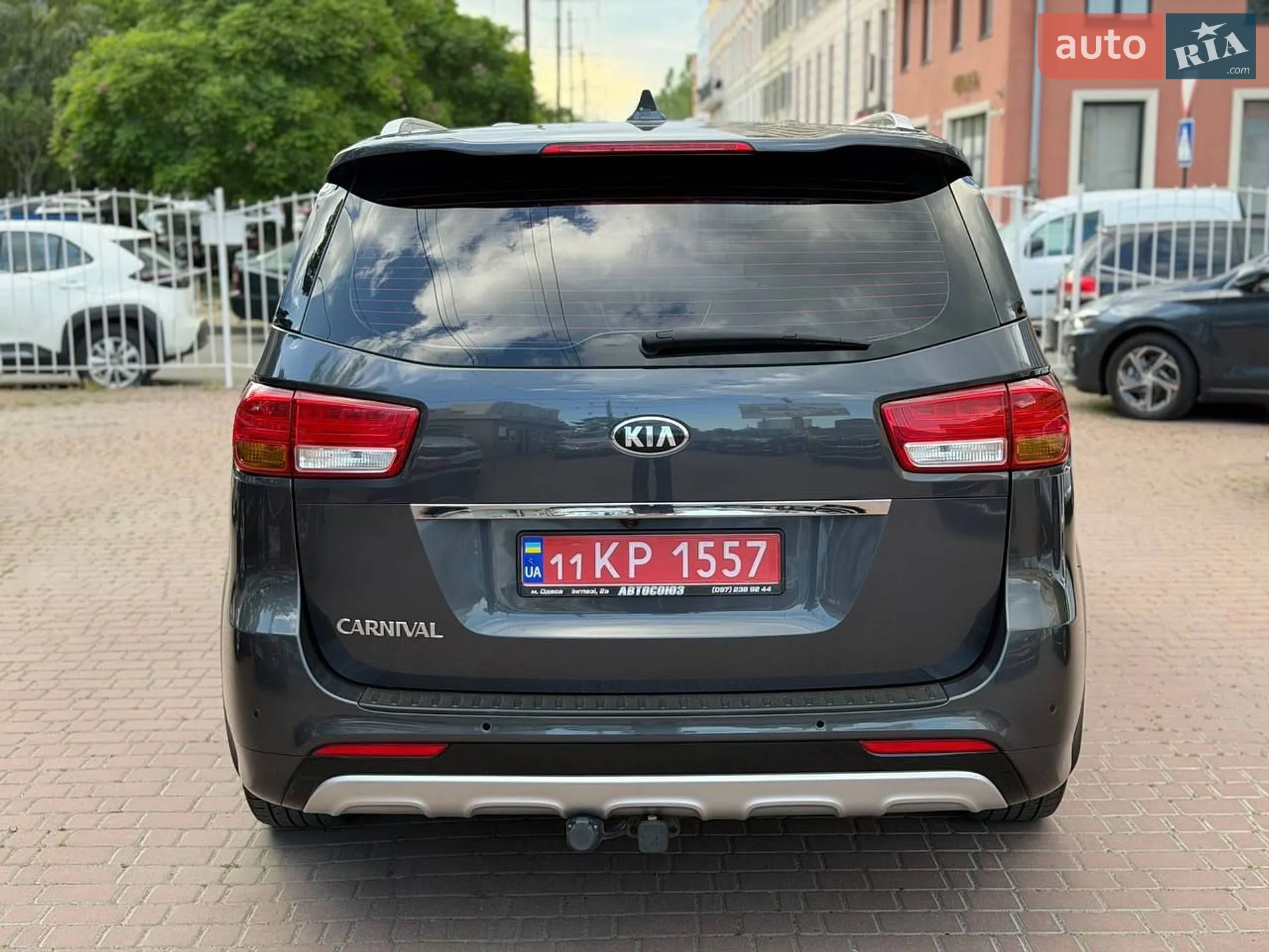 2016 Kia Carnival - мініатюра 6