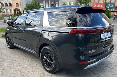 Минивэн Kia Carnival 2023 в Львове фото 4 Минивэн Kia Carnival 2023 в Львове