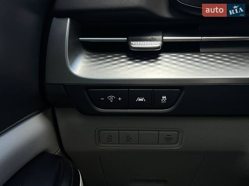Минивэн Kia Carnival 2023 в Львове фото 12 Минивэн Kia Carnival 2023 в Львове