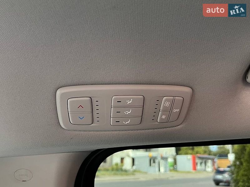 Минивэн Kia Carnival 2023 в Львове фото 24 Минивэн Kia Carnival 2023 в Львове