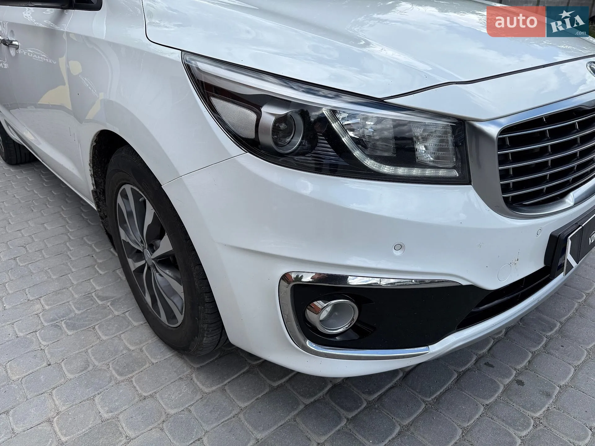 2017 Kia Carnival - мініатюра 25