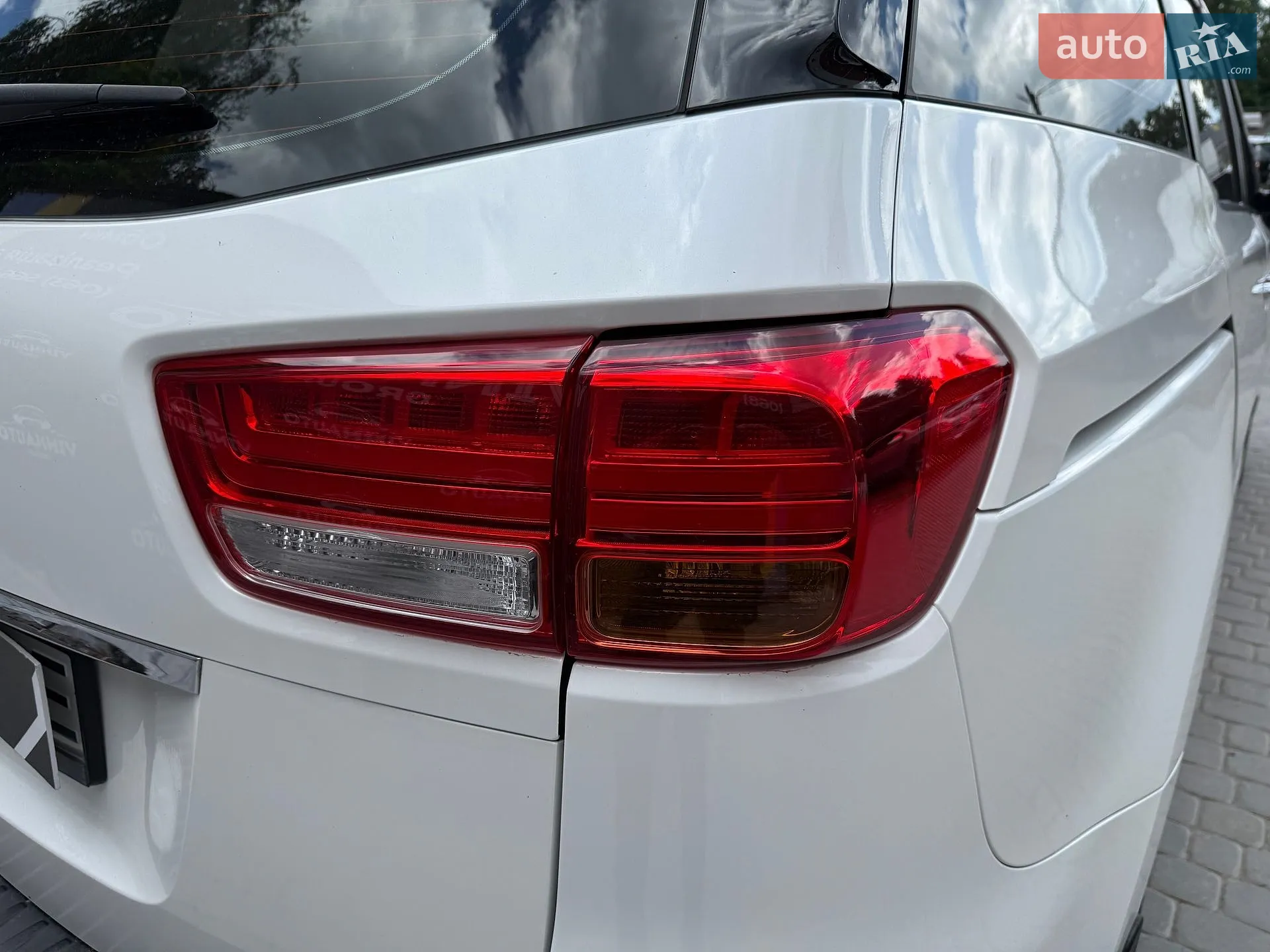 2017 Kia Carnival - мініатюра 28