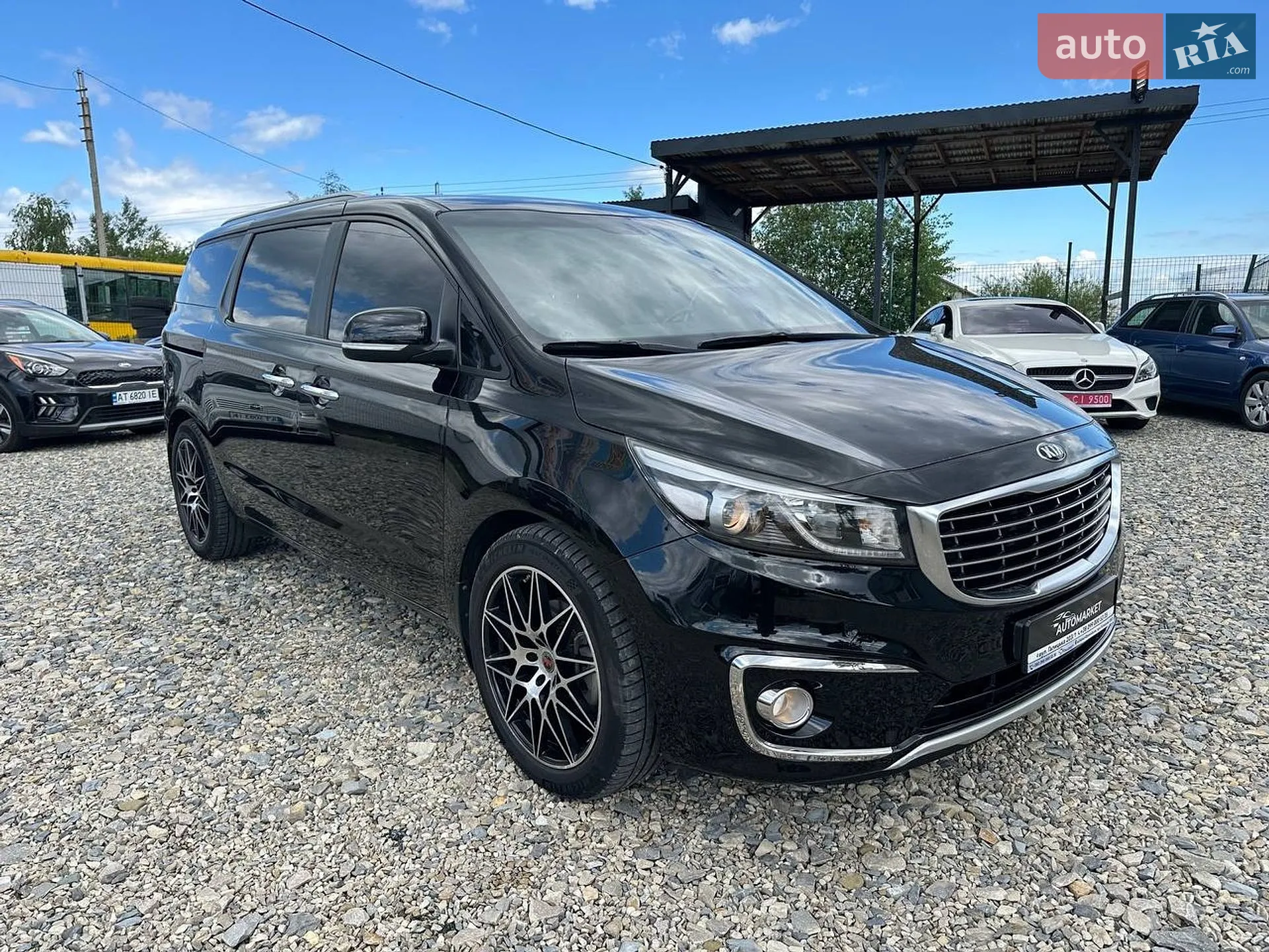 2015 Kia Carnival - мініатюра 4