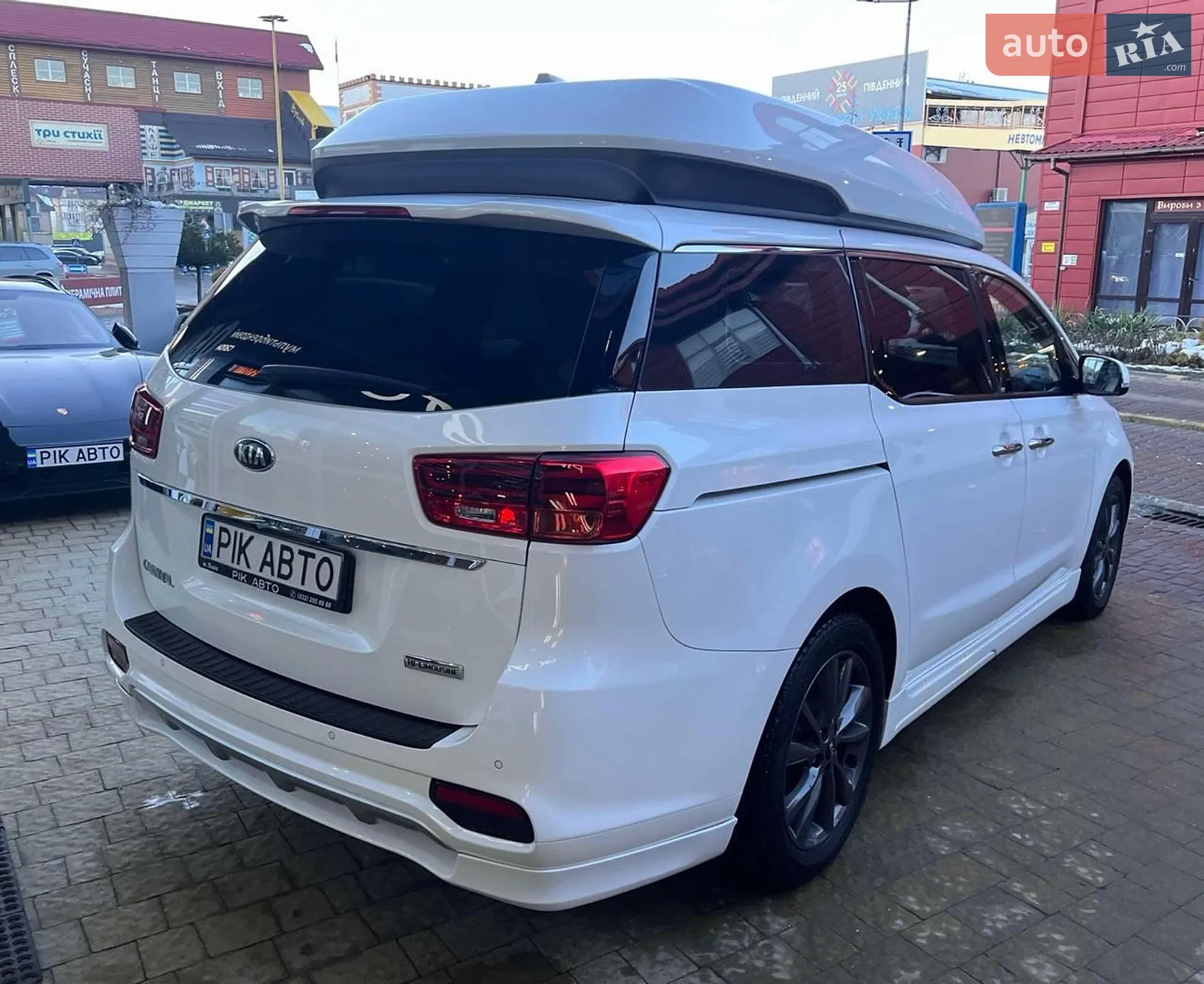 2018 Kia Carnival - мініатюра 4