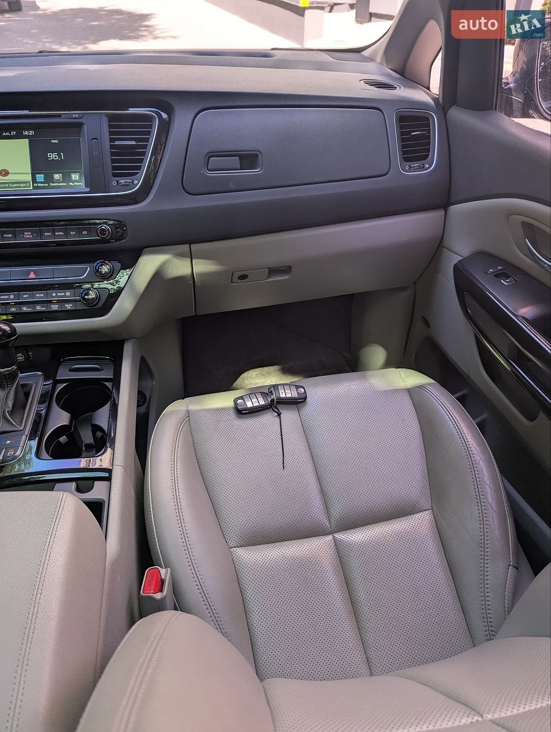 2015 Kia Carnival - мініатюра 47